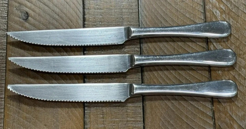 3 ROBERT WELCH Steak Knives - 18/10 SATIN - 9 1/4